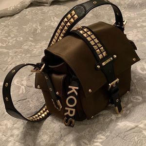 Micheal Kors Olivia Crossbody Purse